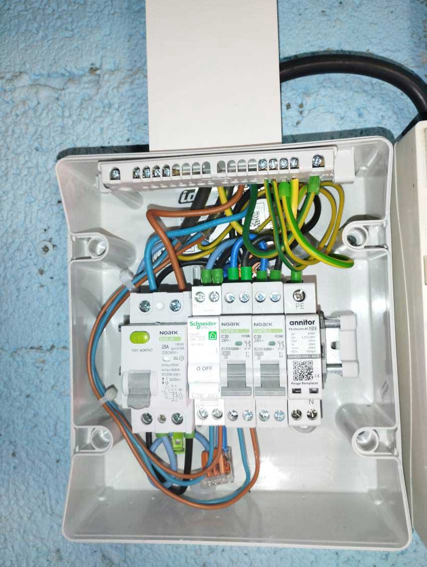 panneaux photovoltaiques saint esteve energie renouvelable sani clim 66 011